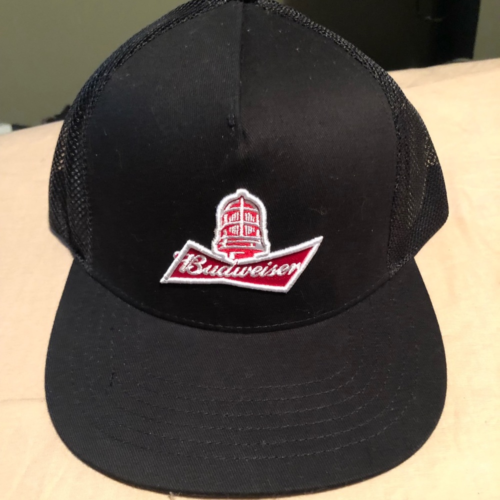 Brand New Budweiser Gongshow Hockey Hat